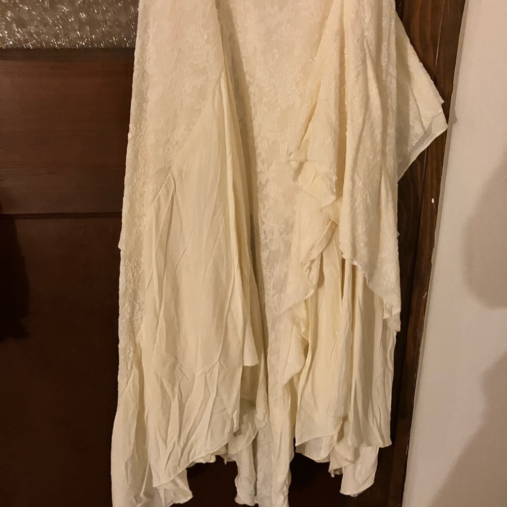 Lace Mid Rise Assymetrical Hem Cream Skirt XS - Picture 8 of 10